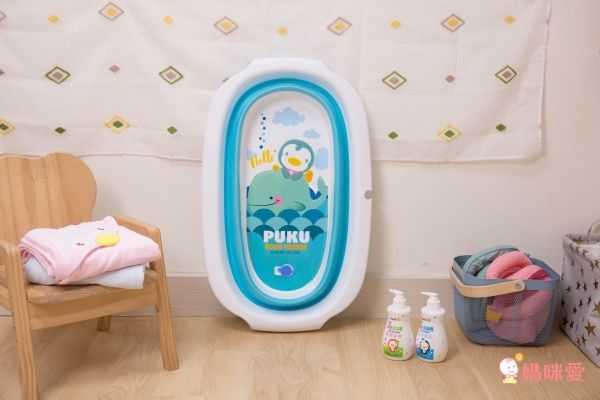  PUKU 藍色企鵝 Whale 鯨魚摺疊浴盆