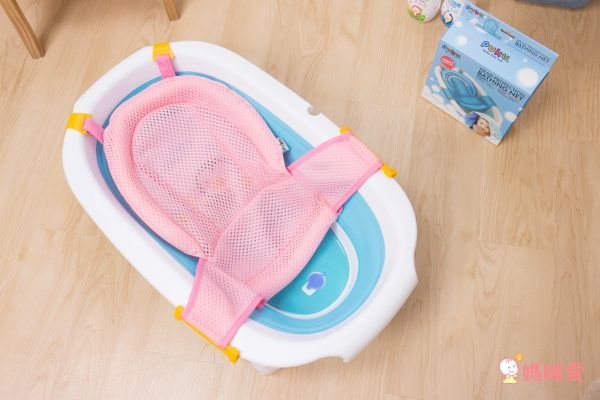  PUKU 藍色企鵝 Whale 鯨魚摺疊浴盆