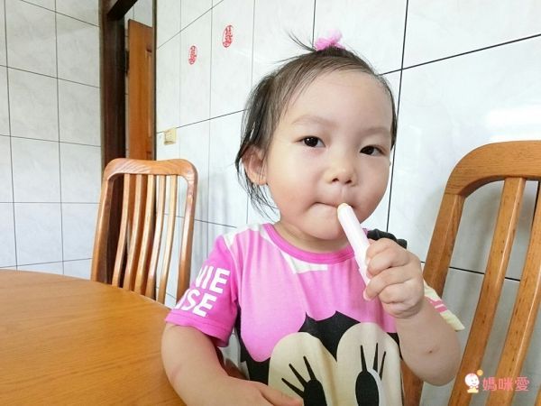 韓國 Peach and - 兒童安全水溶性蝴蝶結指甲油(附戒指)-11貝兒美女黃-10ml