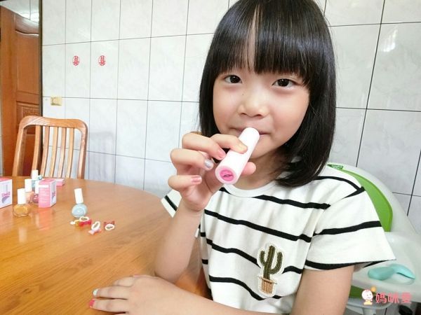 韓國 Peach and - 兒童安全水溶性蝴蝶結指甲油(附戒指)-11貝兒美女黃-10ml