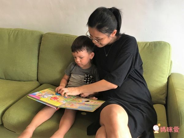 最活潑的童話故事 ✔鏤空立體書 ✔翻翻找找書 ✔驚喜音效書✔睡前長篇讀本