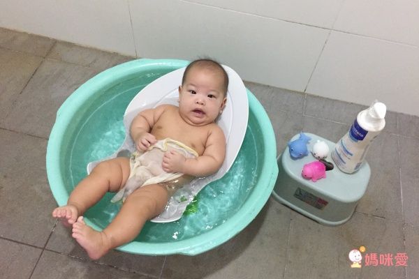 義大利 Chicco BabyCoccola 寶寶可樂椅