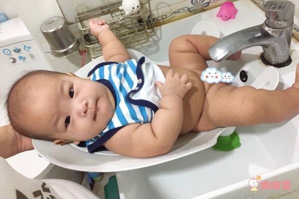 義大利 Chicco BabyCoccola 寶寶可樂椅