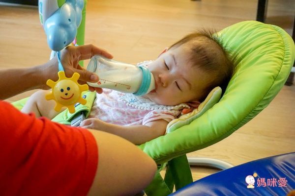 CHICCO Ballon 安撫搖椅