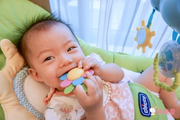 CHICCO Ballon 安撫搖椅