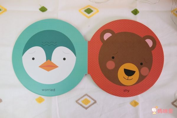 美國 Petit Collage 磁鐵盒／貼紙書 ✫ 繽紛童話風首選