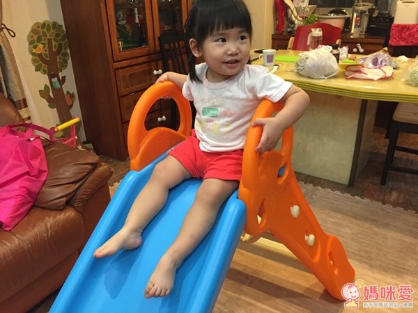 Grow'n up 可折收滑梯(大)