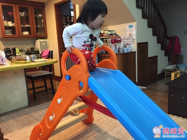 Grow'n up 可折收滑梯(大)