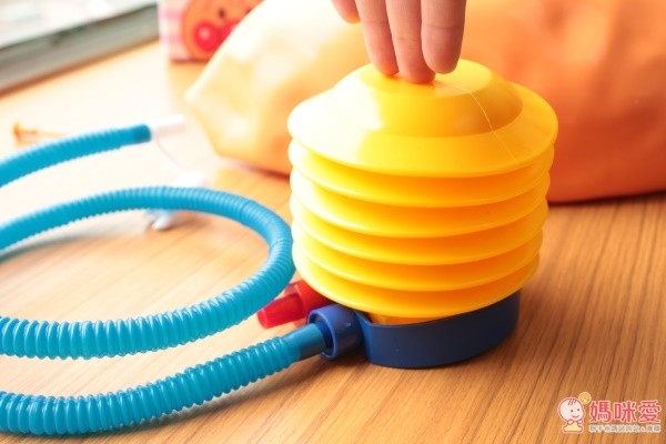 麵包超人騎乘式彈跳球