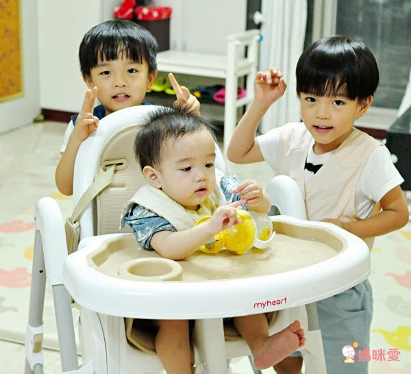 台灣製 myheart 折疊式兒童餐椅