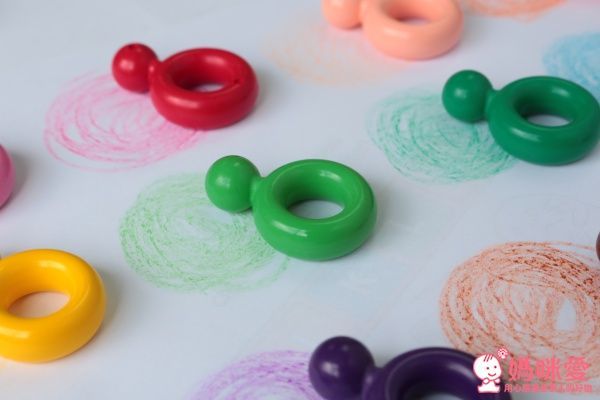 Primomo普麗貓趣味蠟筆(附橡皮擦)