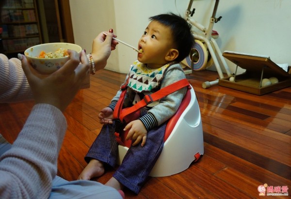 韓國 JellyMom 幫寶椅