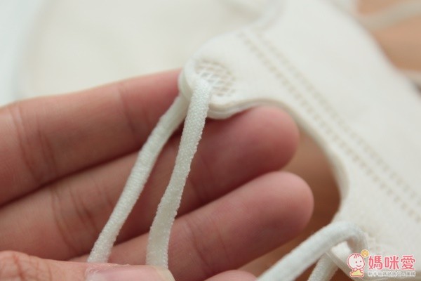 台灣製造 3D 兒童 / 成人立體口罩 不含螢光劑