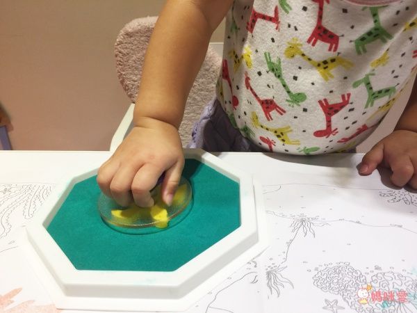 熱銷上千組【台灣製 ilovekids】可水洗八色印台、指印畫本