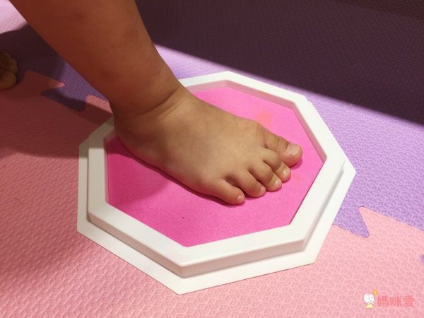 ilovekids - 快洗式超大印台-8色組-彩盒包裝