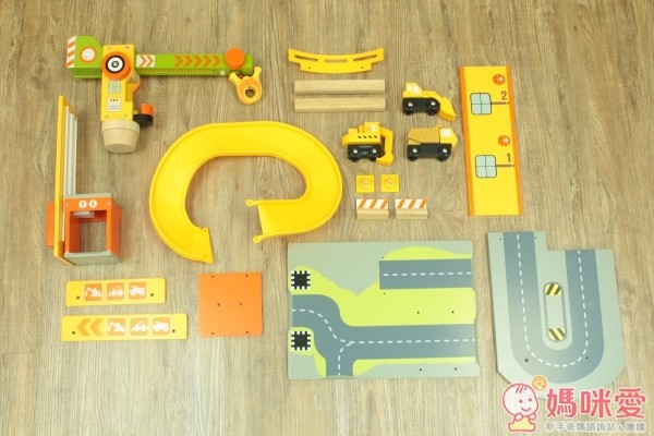 Mentari工程基地吊車組