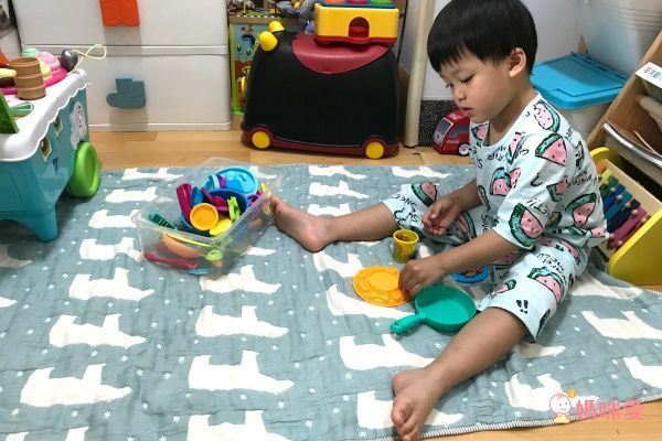 三河木棉六重紗防踢背心、紗布被