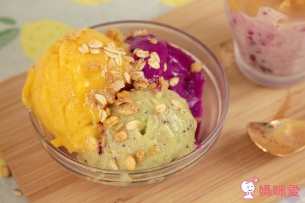 美國 Yonanas 冰淇淋機!100%天然好吃冰淇淋自己做~