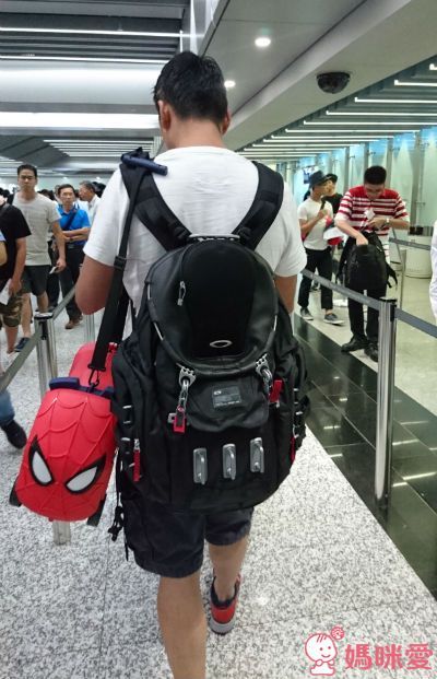 【美國VRUM】兒童卡通造型行李箱