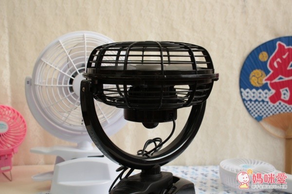 【逸奇 e-Kit 】 夏日必備沁涼電風扇