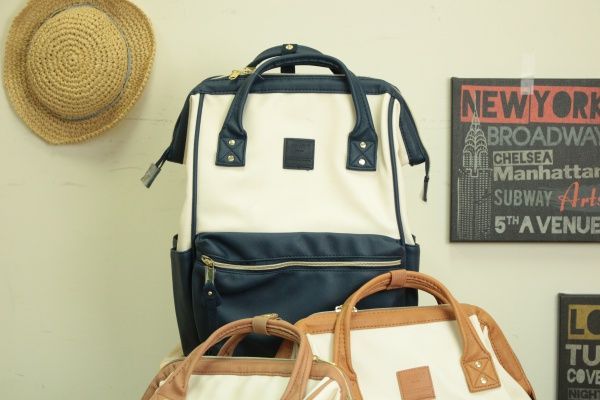 ✿anello 後取式拉鍊皮革款後背包(大)：深藍白撞色