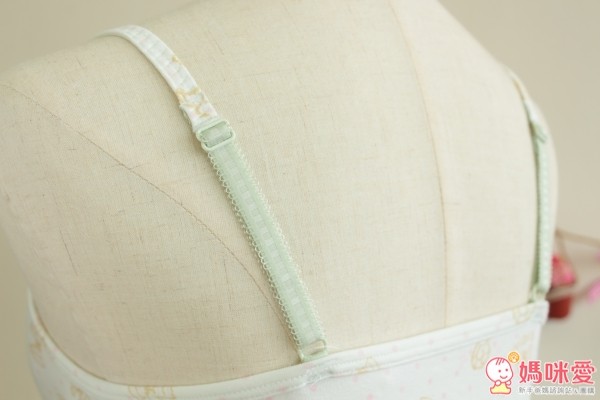 日本 Rosemadame 日本粉嫩色系產前產後兩用哺乳背心