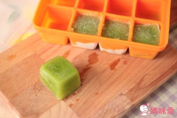 韓國 BabyJoy 鉑金矽膠副食品連裝盒