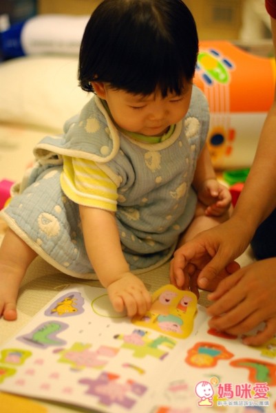 peppa pig, 粉紅豬小妹, 佩佩豬貼紙書, 繪本