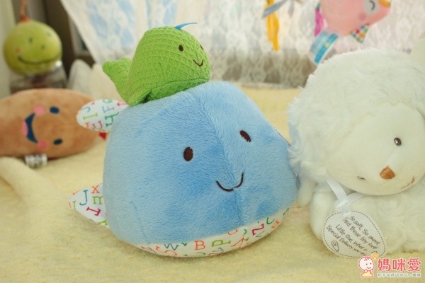 美國 Kids Preferred 親子旋轉音樂玩偶：鯨魚