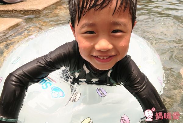 英國研發【Swimava】新生兒泳圈、脖圈、小泳池