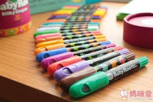 西班牙Joan Miro蠟筆