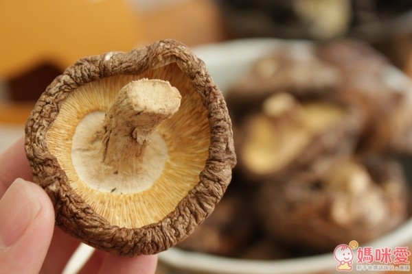 鹿窯菇事有機乾冬菇