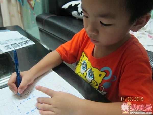 彎彎的筆/優樂筆