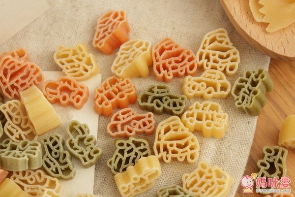 Dalla Costa 達樂義大利麵是歐洲的頂級品牌,已經傳承三代之久,堅持無色素、不添加防腐劑,都是天然有機的成份