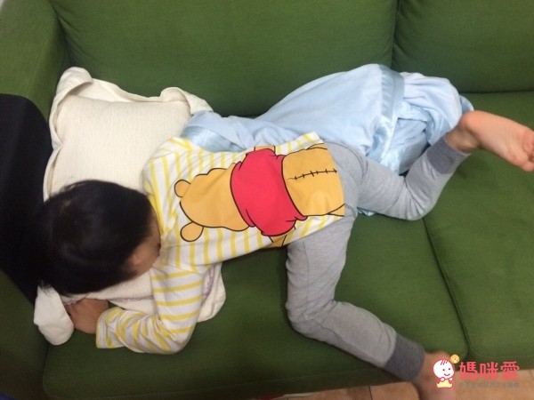 日本親子裝, 迪士尼擁抱T