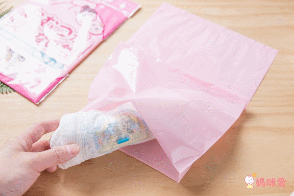 akachan honpo - 尿布防臭袋BOS (嬰兒用M尺寸)-150張