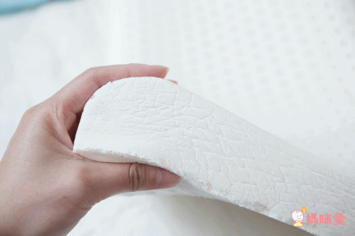 鴻宇 HongYew - 防螨抗菌100%美國棉幼童護頸型天然乳膠枕-交通樂園-1778