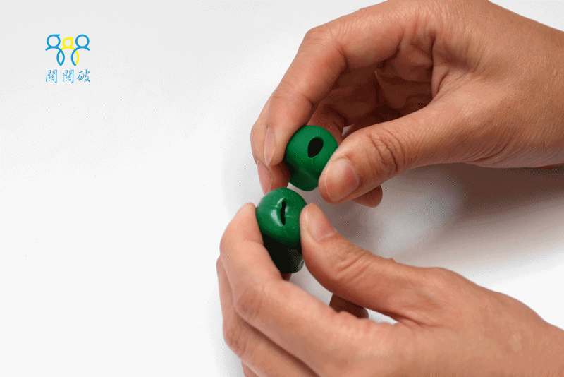 關關破 - 凹槽練習簿：初中高級三入+我的努力存摺(馬拉松版套組)+梨形握筆器-暢銷教養作家王麗芳老師研發