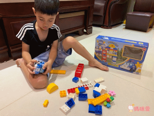 POLI 波力 - 安寶積木組