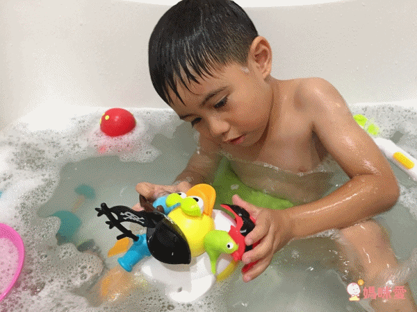 讓寶寶愛上洗澡【Yookidoo 洗澡玩具】開心洗澎澎,晚上更好睡