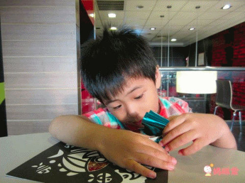 在家擁有小小畫室【澳洲 Tiger Tribe】旅行著色盒＆窗花彩繪