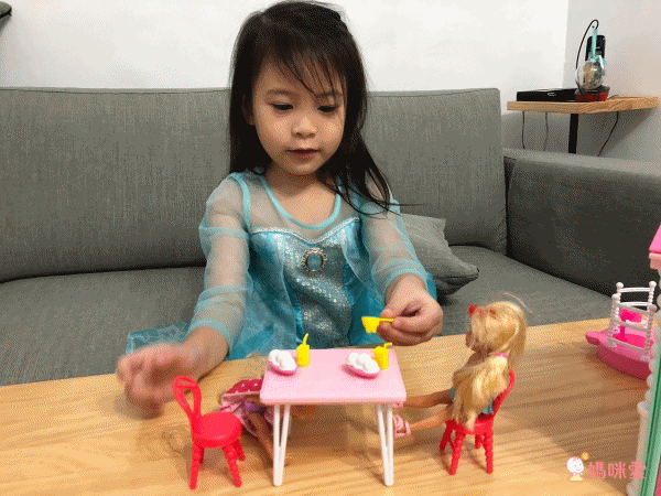 新年降價～再送滿額贈【雀兒喜 Barbie 芭比娃娃】☞ 滿 $299 送雀兒喜貼紙本