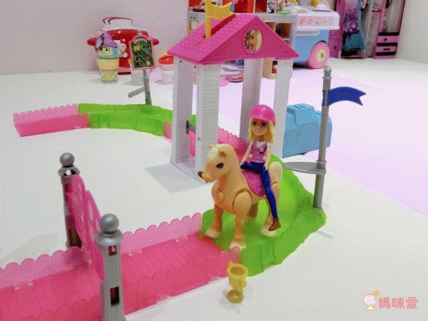 新年降價～再送滿額贈【雀兒喜 Barbie 芭比娃娃】☞ 滿 $299 送雀兒喜貼紙本