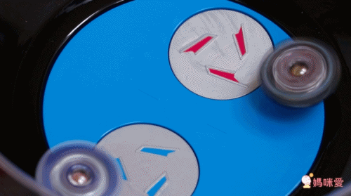 小學超夯戰鬥陀螺！日本【TAKARA TOMY】人氣玩具