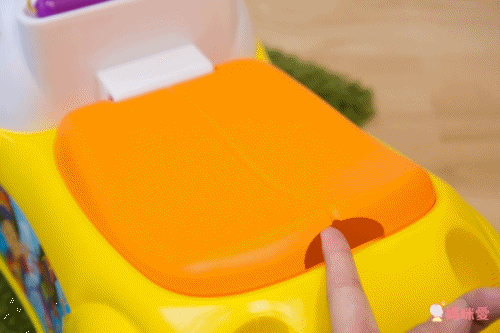 美國Fisher-Price 費雪 - 費雪牌little people 樂隊遊行騎乘玩具