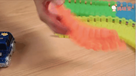 在家就能玩雲霄飛車【BQOCH】 電動夜光軌道車