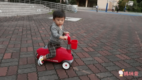 美國百年品牌 RADIO FLYER ❤ 兒童界的法拉利之稱超夯品牌！