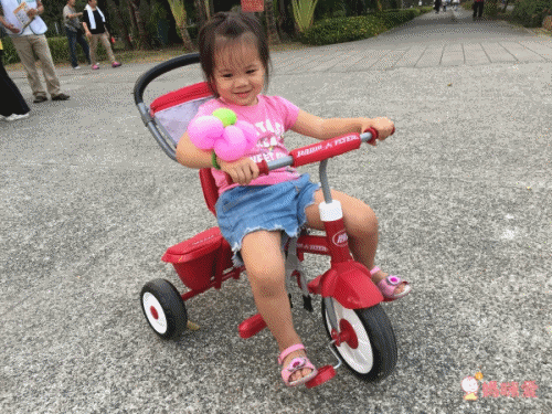 美國百年品牌 RADIO FLYER ❤ 兒童界的法拉利之稱超夯品牌！