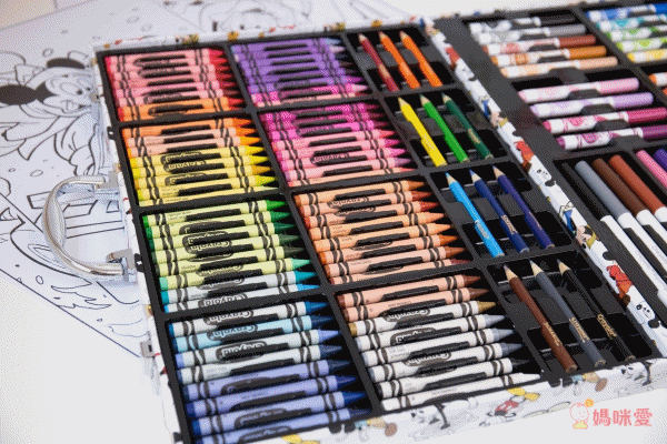 【迪士尼 ✖ 美國 Crayola 繪兒樂】39 折起!蠟筆、彩色筆、印章、著色本通通有