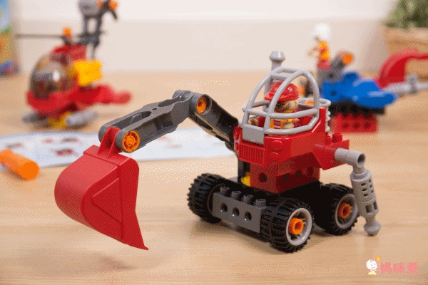 BanBao 邦寶積木 399 元↗【小月齡、大顆粒】學習積木 ✖ 轉轉動手操作